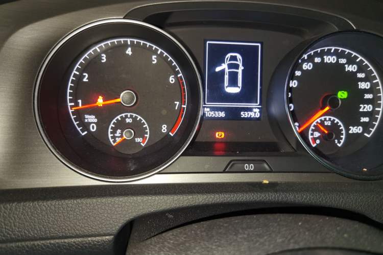 Used Volkswagen Golf 2015 1.6L Automatic Comfort Model
