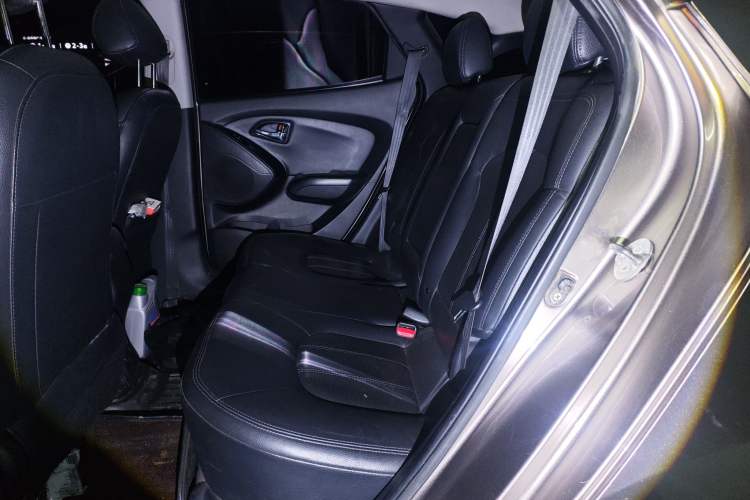 Used Hyundai ix35 2010 2.0L Automatic Two-Wheel Drive Elite Edition GLS