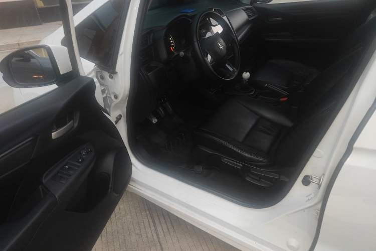 Used Honda Fit 2018 1.5L Manual Comfort Version Driver Seat