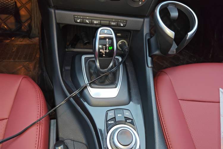 Used BMW X1 2015 sDrive18i Fashion Upgrade Edition Gear Lever