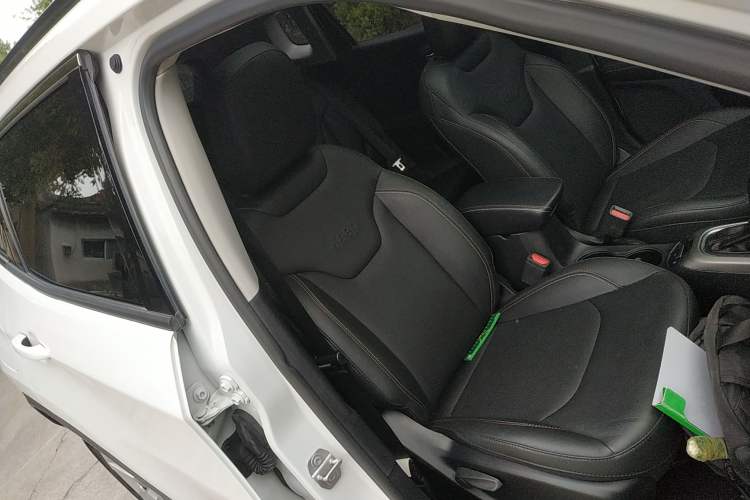 Used Jeep Compass 2017 200T Automatic Family Edition