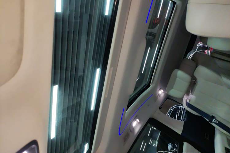 Used Buick Century 2023 2.0T Six-Seater Yinshi Edition
