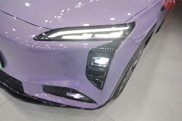 Used Hongqi Tiangong 08 2025 680 Ultra Four-Wheel-Drive Version Left Front Headlight