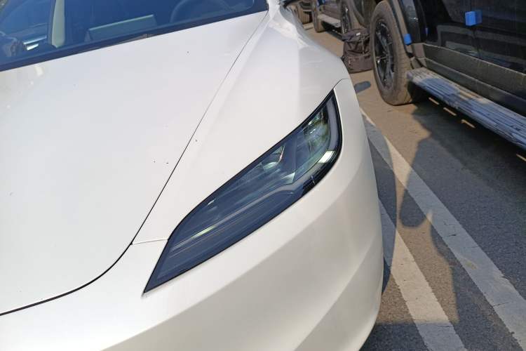 Used Tesla Model 3 2023 Rear-Wheel-Drive Version
