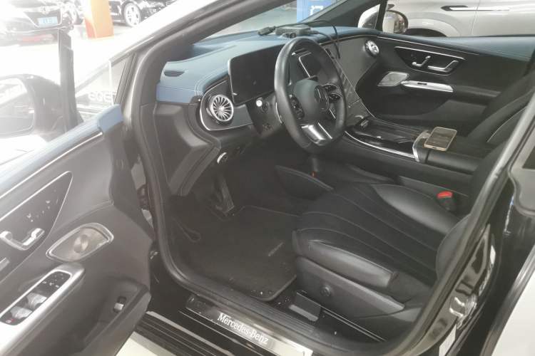Used Mercedes-Benz EQE 2022 350 First Edition Special Version
