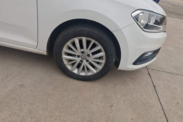 Used Volkswagen Santana 2018 Haval H9 1.5L Automatic Comfort Edition Right Front Wheel Hub