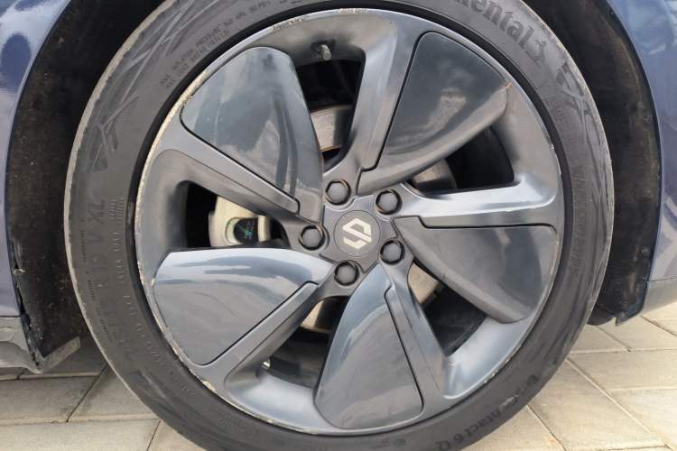 Used Leapmotor C01 2022 Four-Wheel Drive Dual-Motor Performance Version
