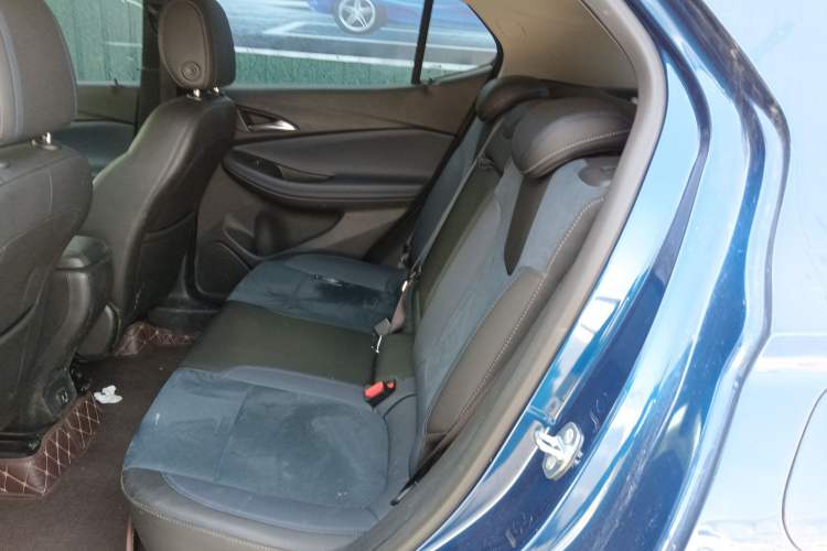 Used Buick Encore GX 2022 332T CVT Two-Wheel Drive Luxury Version
