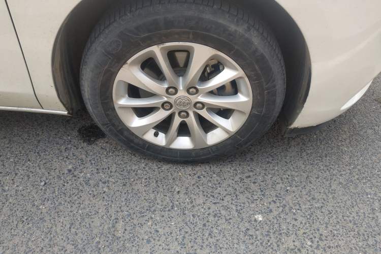 Used Buick GL8 2017 ES 28T Premium Version China V Standard