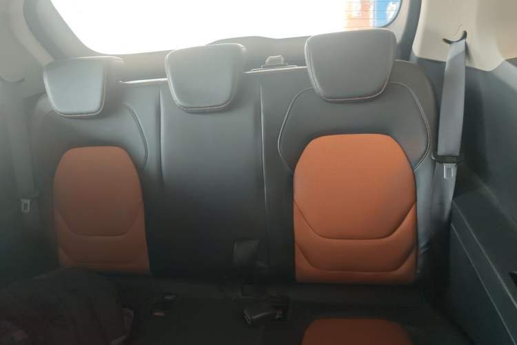 Used Wuling Hongguang S3 2018 1.5L Manual Comfort Model China V Standard