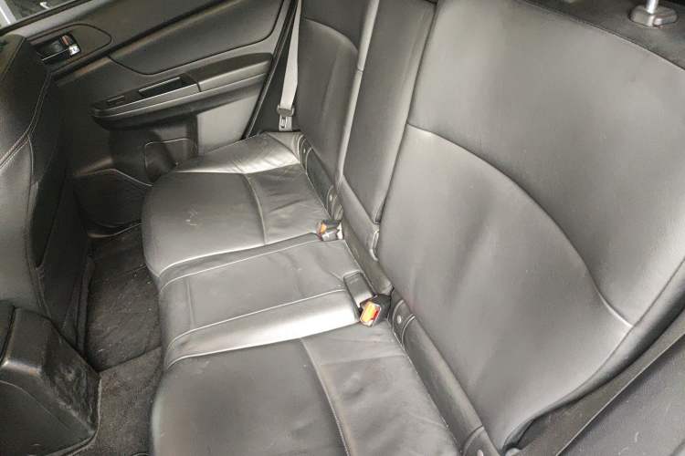 Used Subaru XV 2014 2.0i Luxury Edition