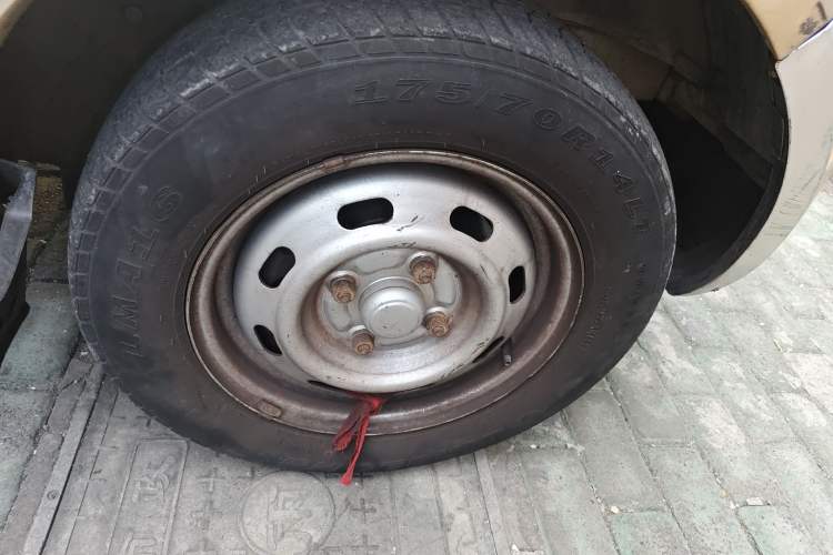 Used BAIC Weiwang 306 2013 1.2L Value Edition Basic 7-Seater A12 China IV Standard
