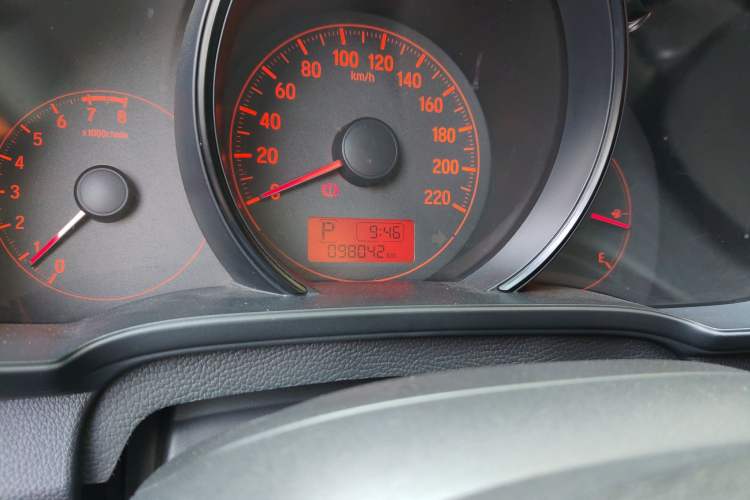 Used Honda Fit 2014 1.5L SE CVT Fashion Model