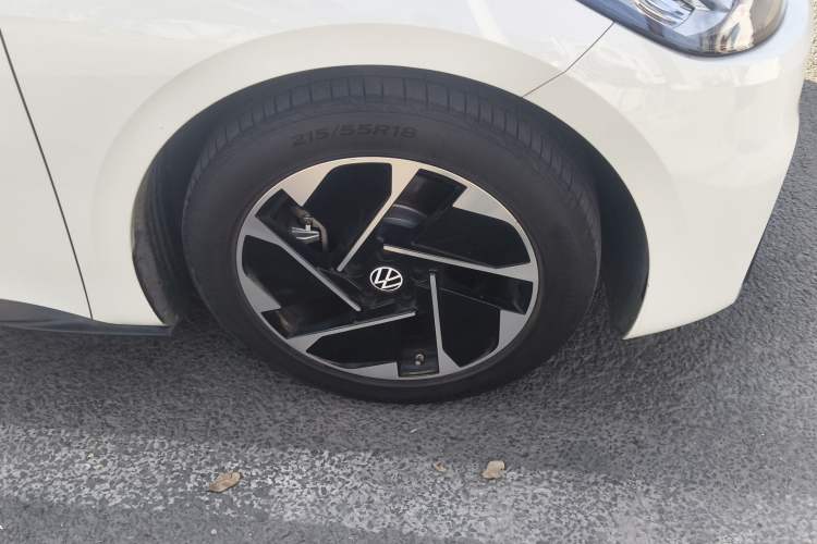 Used Volkswagen ID.3 2025 Smart Edition Outstanding Model
