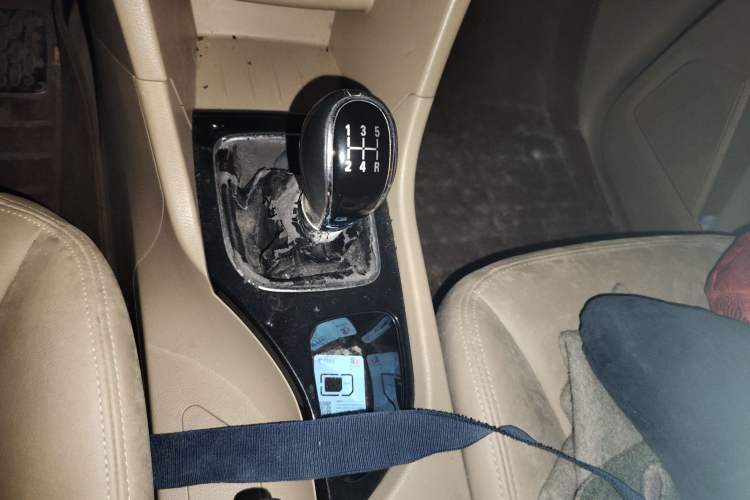 Used Baojun 730 2015 1.8L Manual Luxury Navigation ESP Version 7-seater