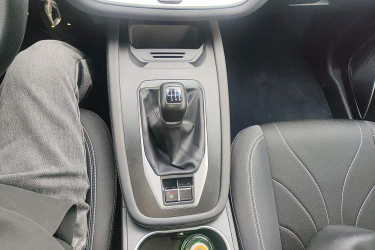 Used JETOUR X70M 2022 1.5T Manual Advanced Partner Version 5 Seats