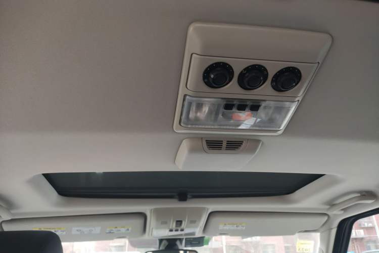 Used Land Rover Discovery 2010 5.0 V8 HSE Gasoline Model
