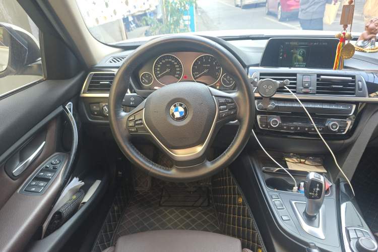 Used BMW 3 Series 2018 320Li Fashion Model
