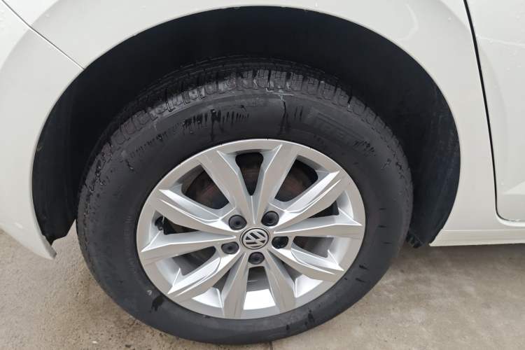 Used Volkswagen Polo 2019 Plus 1.5L Automatic Colorful Technology Edition Right Rear Wheel Hub