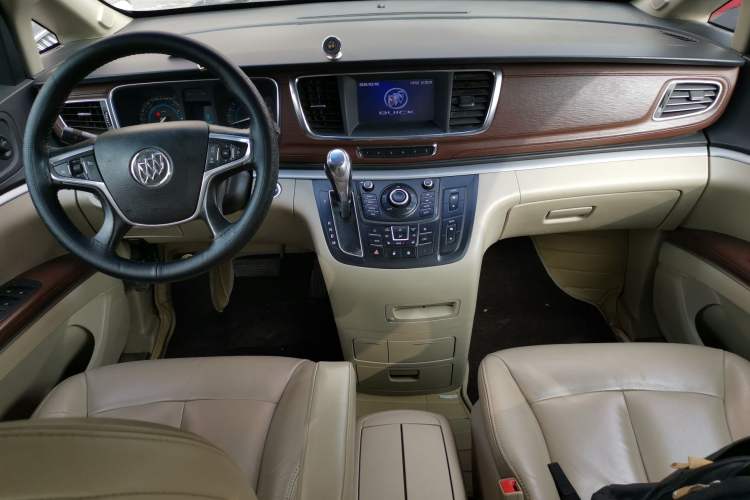 Used Buick GL8 2014 3.0L GT Luxury Business Haoya Edition