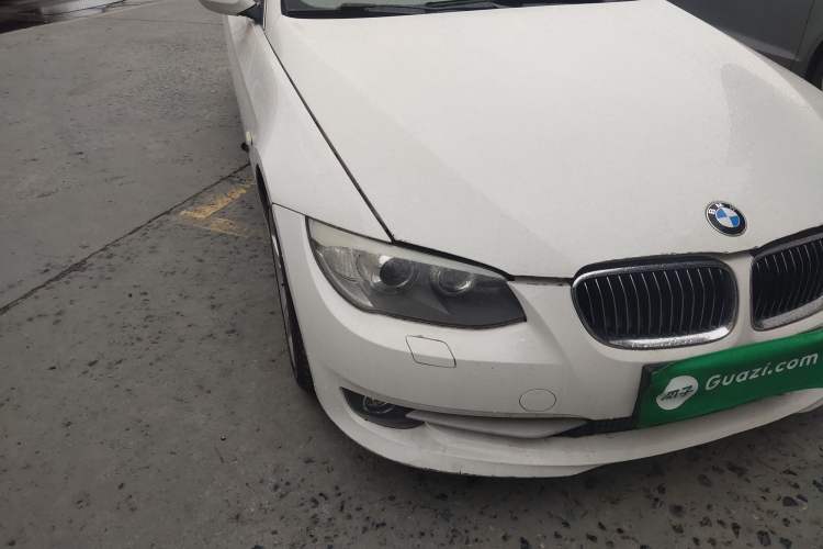 Used BMW 3 Series 2011 325i two-door coupe
