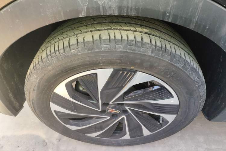 Used Hongqi HS7 PHEV 2024 2.0T PHEV Four-Wheel Drive Flagship Edition 7 Seats
