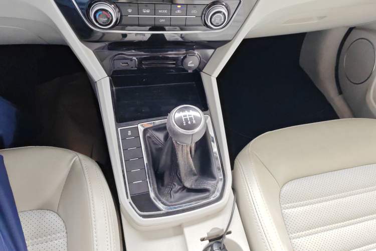 Used FORTHING Joyear S50 2017 1.5L Manual Luxury Model