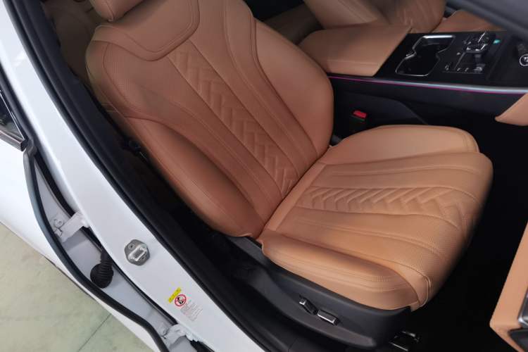 Used BYD Song L DM-i 2025 Intelligent Driving Version 160 km Beyond-Range Type