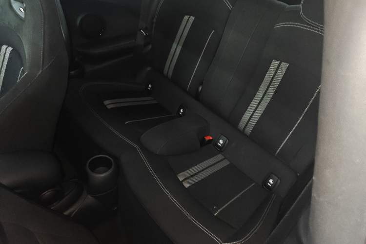 Used MINI MINI 2018 1.5T COOPER Racing Driver
