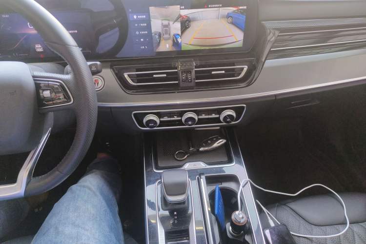 Used Hongqi HS5 2023 2.0T Four-Wheel Drive Flagship Pro Edition Gear Lever