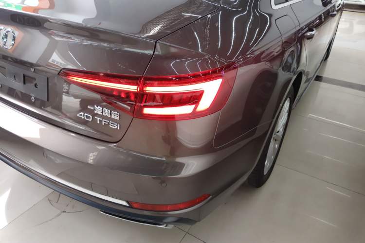 Used Audi A4L 2018 30th Anniversary Edition 40 TFSI Trendy Model
