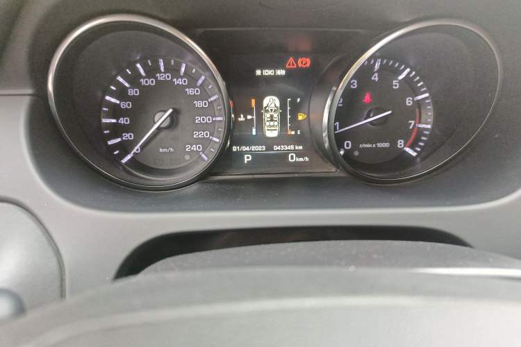 Used Land Rover Discovery Sport 2015 2.0T SE
