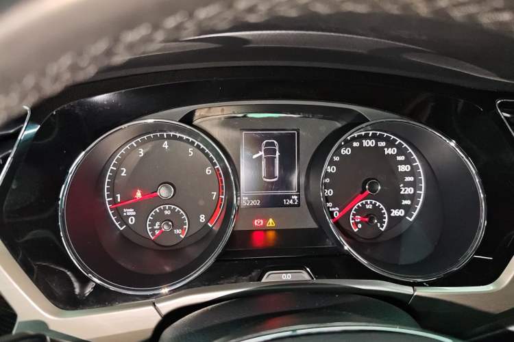 Used Volkswagen Touran 2018 Volkswagen Touran L 280TSI DSG Boundary Edition 7 Seats China V Emission Standard