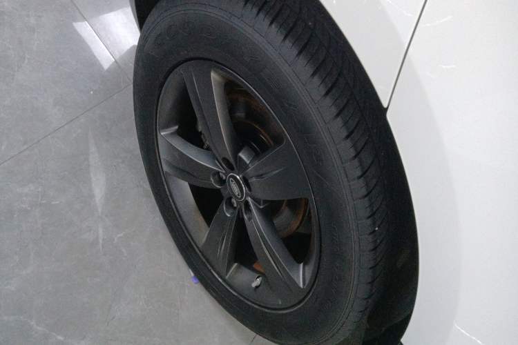 Used Land Rover Range Rover Velar 2019 250 PS R-DYNAMIC S
