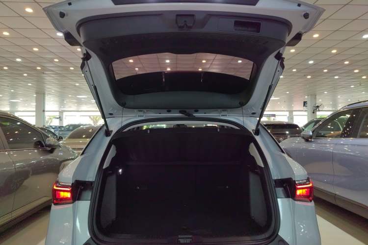 Used BYD Yuan PLUS 2024 Honor Edition 510KM Leading Model Trunk