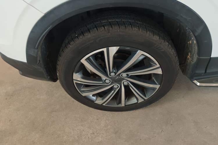 Used Geely Auto Coolray 2019 260T DCT Knight China V Standard
