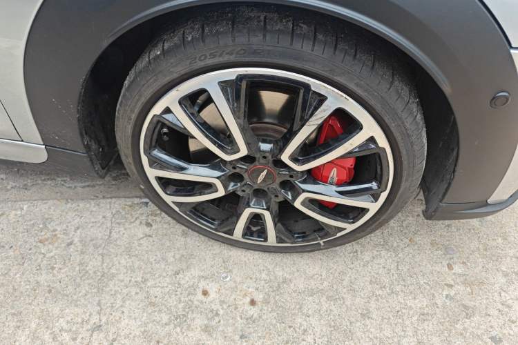 Used MINI JCW 2022 2.0T JOHN COOPER WORKS ALL-IN Right Front Wheel Hub