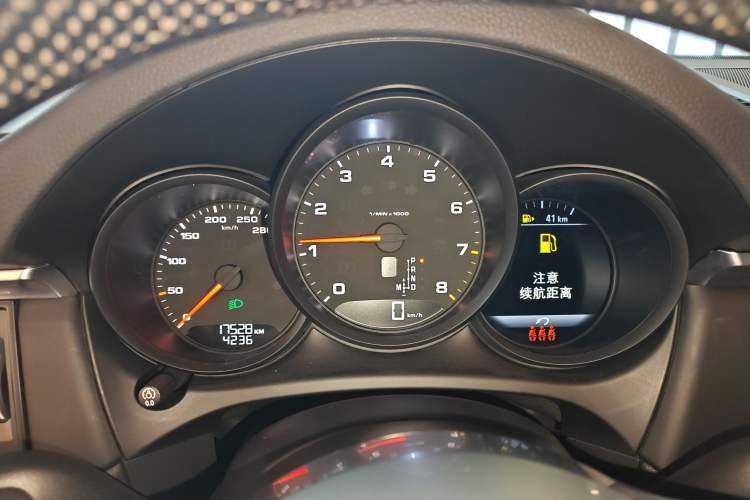 Used Porsche Macan 2021 Macan 2.0T
