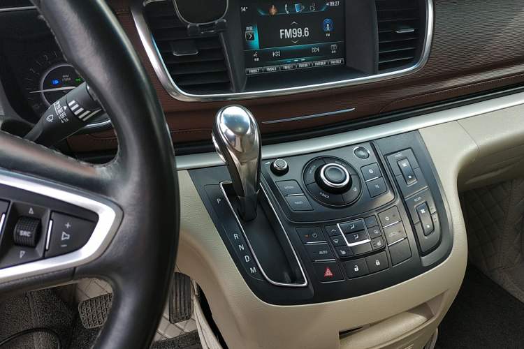 Used Buick GL8 2018 28T Prestige Version China VI Standard
