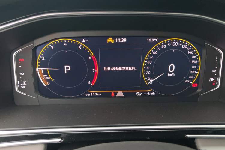 Used Volkswagen Tiguan L 2025 Model, Outstanding Version, 300TSI Automatic Two-Wheel Drive Longteng Edition Instrument Cluster