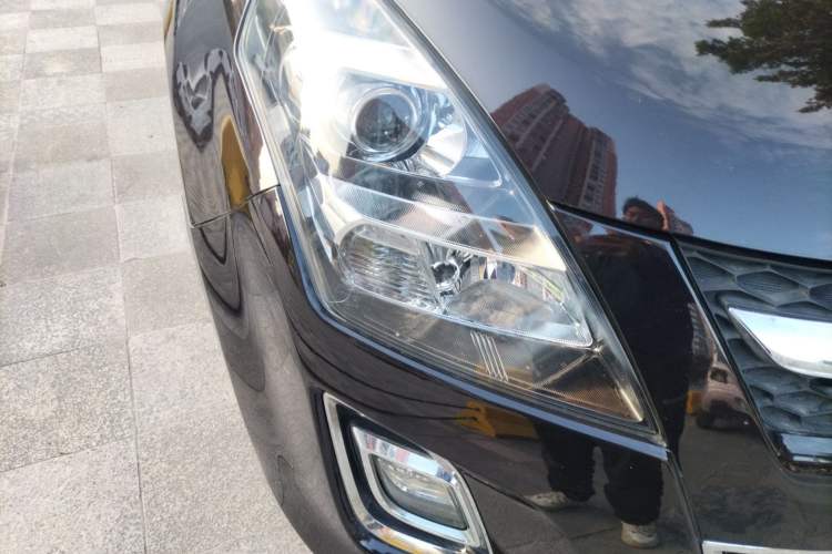 Used Mazda 8 2013 2.5L Ultimate Edition