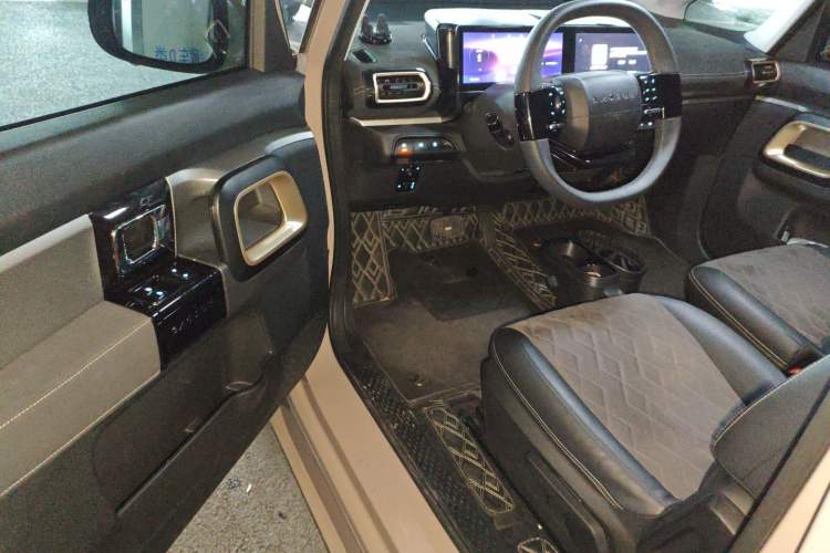 Used Baojun KiWi EV 2023 DJI Edition Lithium Iron Phosphate