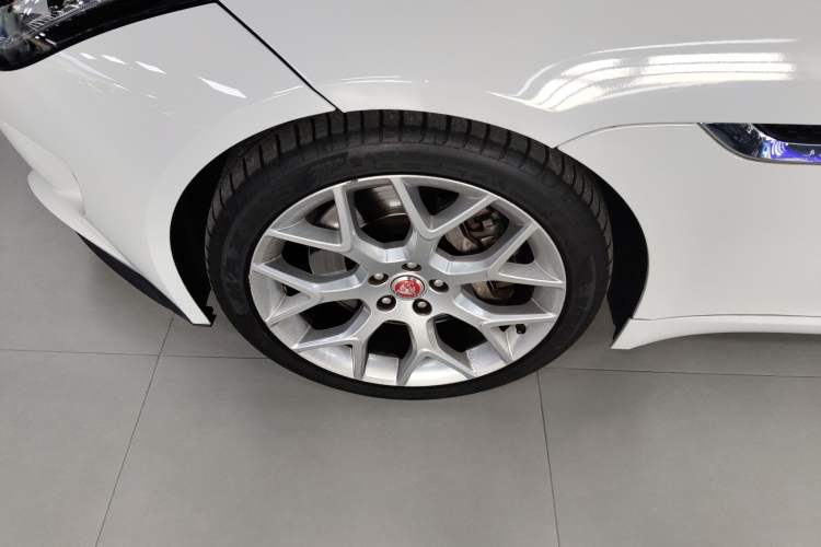 Used Jaguar F-TYPE 2016 3.0 SC Hardtop Version
