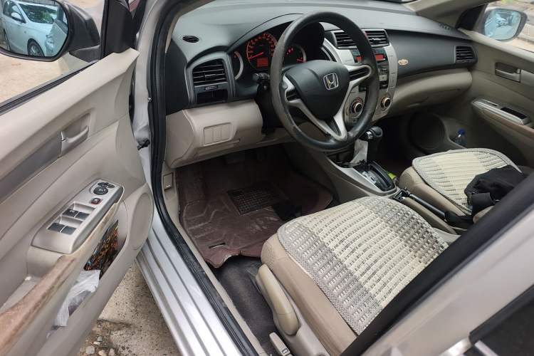 Used Honda City Classic 2008 1.5L Automatic Elite Edition Driver Seat