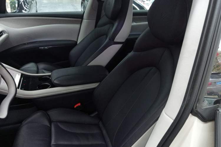 Used IM LS7 2023 77 kWh Urban Fit Rear-Wheel Drive
