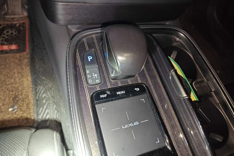 Used Lexus LS 2018 500h Premier Edition China V Standard
