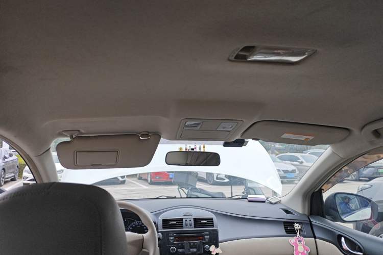Used Nissan Tiida 2011 1.6L CVT Comfort Model Headliner