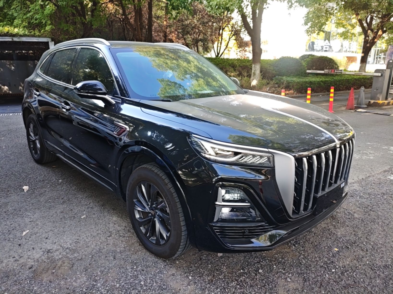 Hongqi HS5 2023 2.0T Qixiang Pro Edition — снимка 3