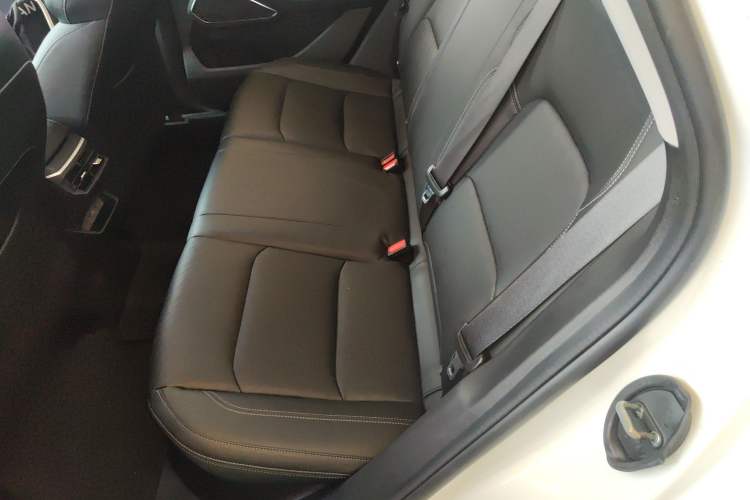 Used Geely Auto Emgrand 2022 4th Generation 1.5L CVT Luxury Model
