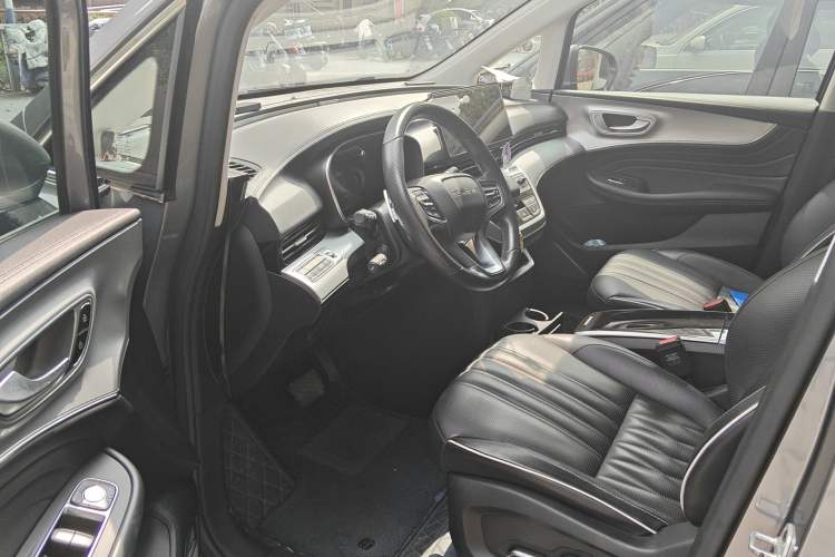 Used Roewe iMAX8 2021 400TGI Supreme Series Ultimate Edition Driver Seat